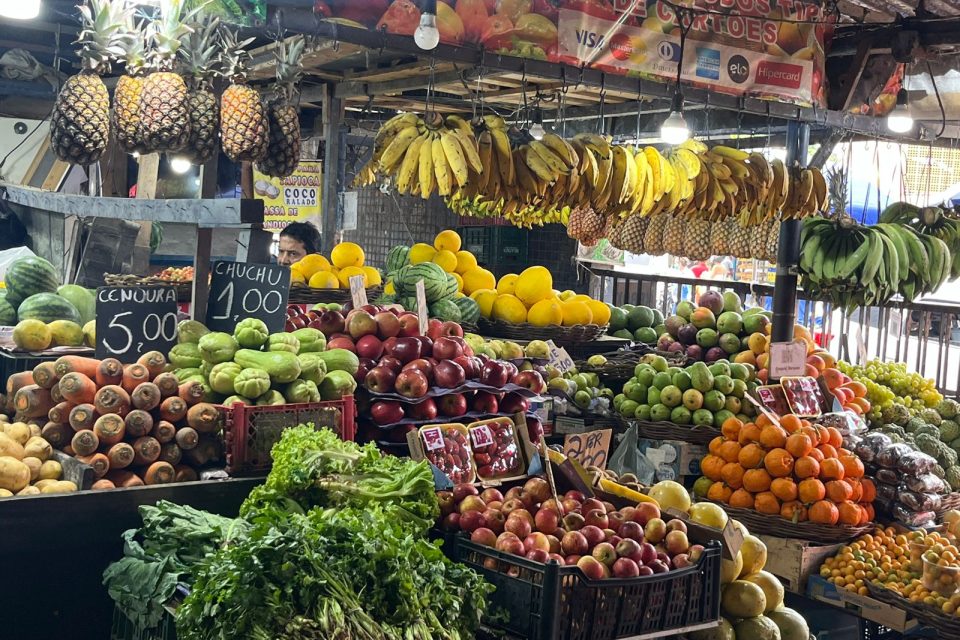 Mercado alimentar em Cabinda